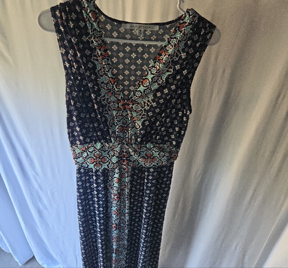 Max Studio Navy and Teal Patterned Maxi Dress - Picture 2 of 4